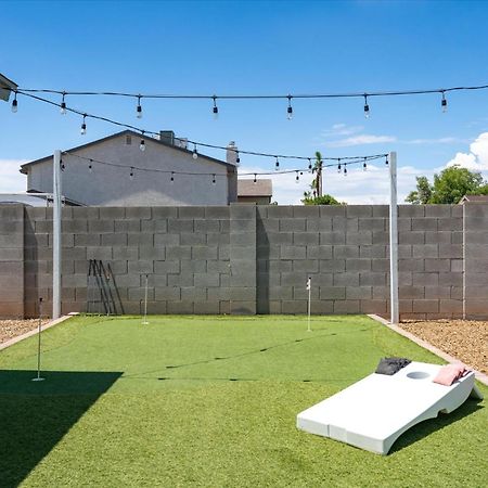 Mini Golf Fire Pit Pool Game Room Chandler المظهر الخارجي الصورة