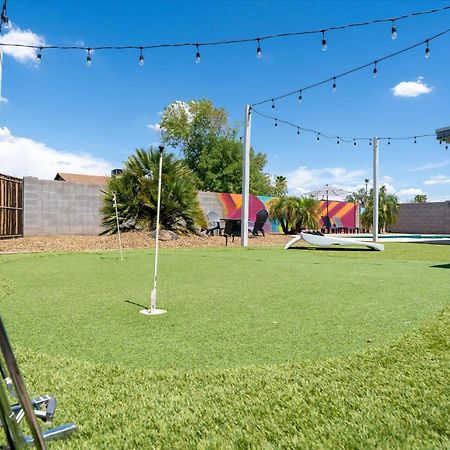 Mini Golf Fire Pit Pool Game Room Chandler المظهر الخارجي الصورة