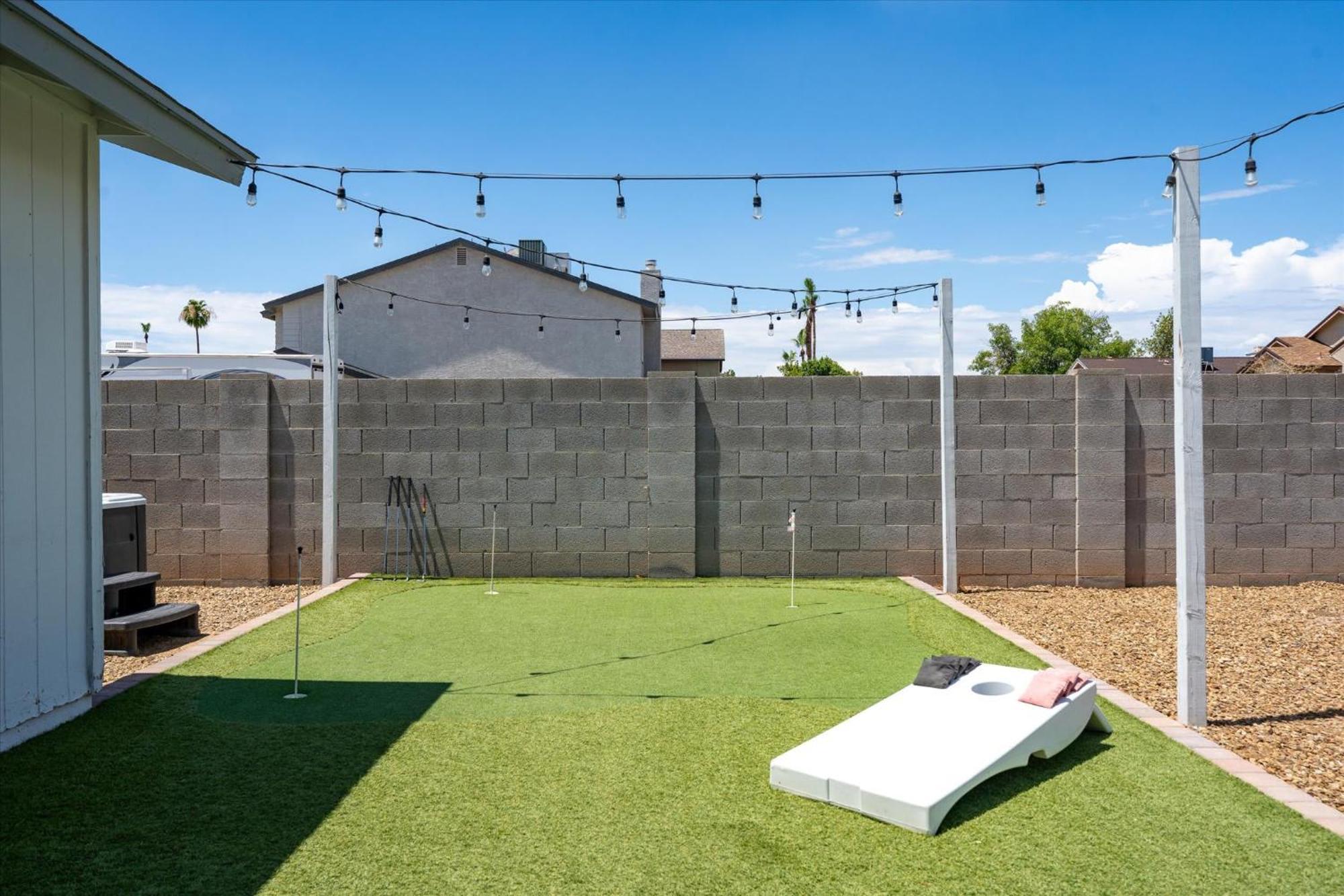 Mini Golf Fire Pit Pool Game Room Chandler المظهر الخارجي الصورة