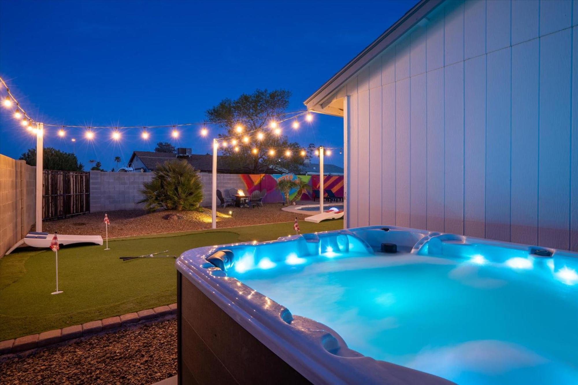 Mini Golf Fire Pit Pool Game Room Chandler المظهر الخارجي الصورة