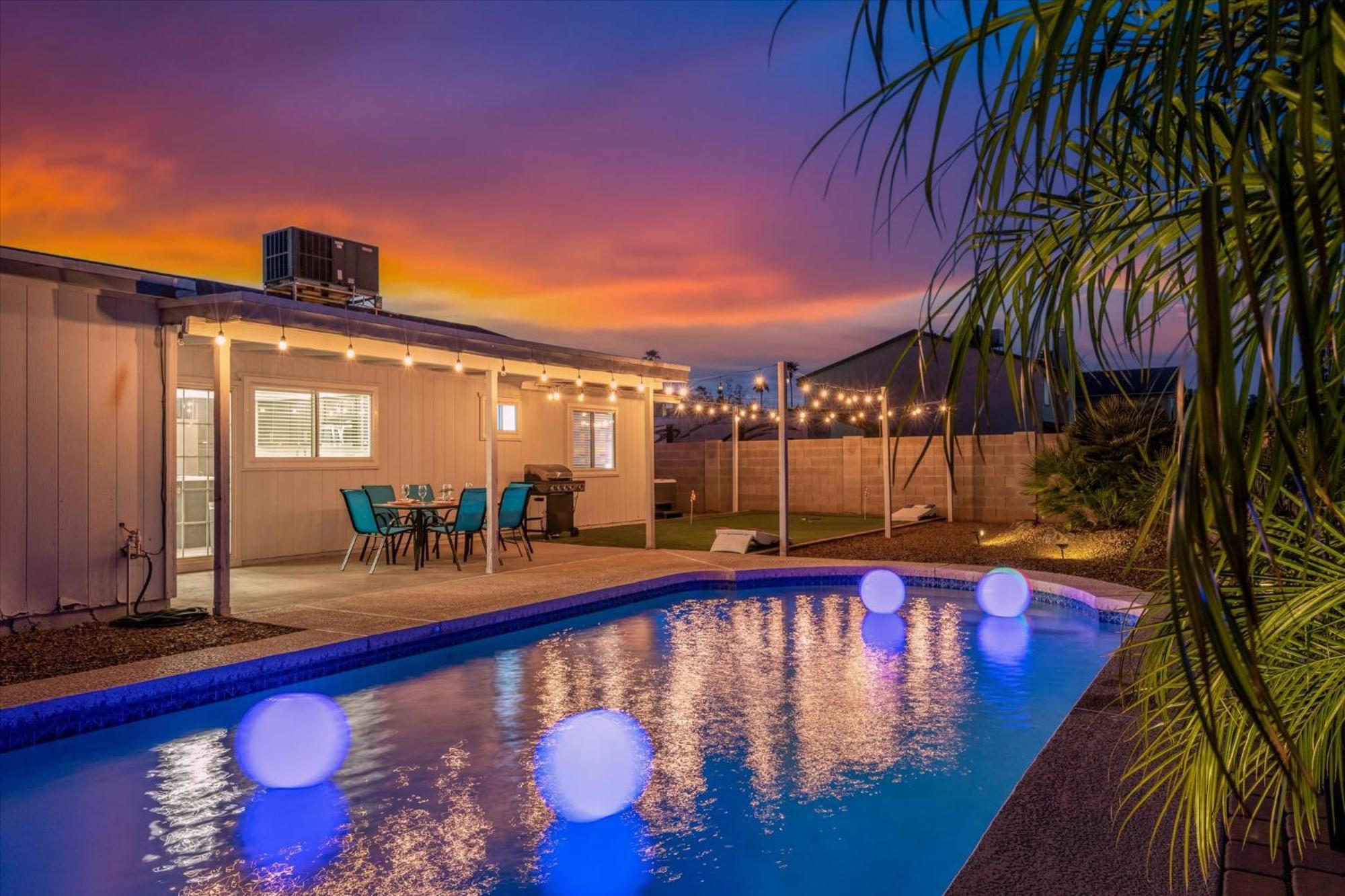 Mini Golf Fire Pit Pool Game Room Chandler المظهر الخارجي الصورة